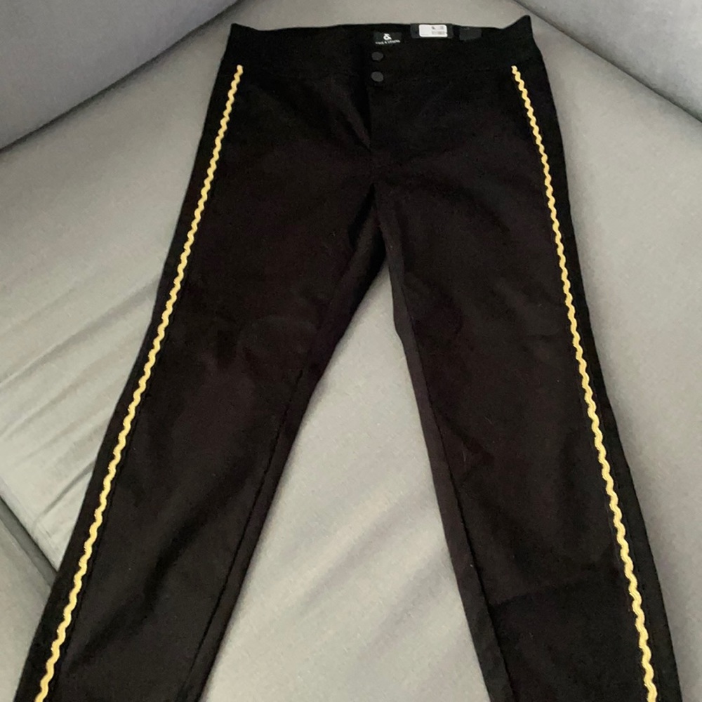 Ladies pants